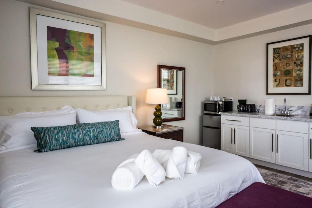 Next To San Diego Downtown - Cali King Size Studio Luaran gambar